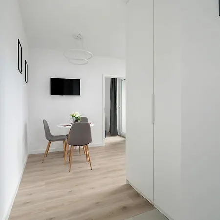 דירה Nowoczesny Dla 2 Doroslych I 2 Dzieci Parking By Renters *